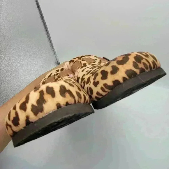 CALISTOGA Leopard Women's Sleepers/Sandals Buckle Strap Size 10 Faux Suede Flat - Picture 4 of 10